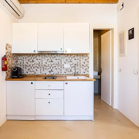 Assyr A - Santorini Cozy Cycladic Retreat